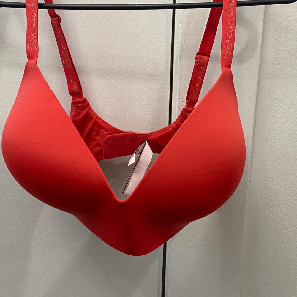 Victoria's Secret Bright Red Plunge Bra